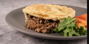 Minced Beef & Onion Pie
